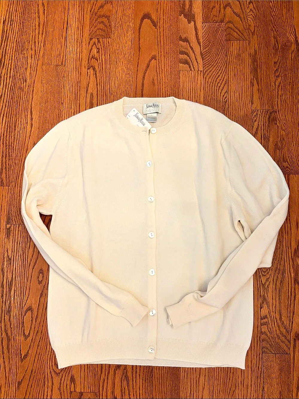 Neiman Marcus Cashmere Cardigan in Cream Size Large NWT